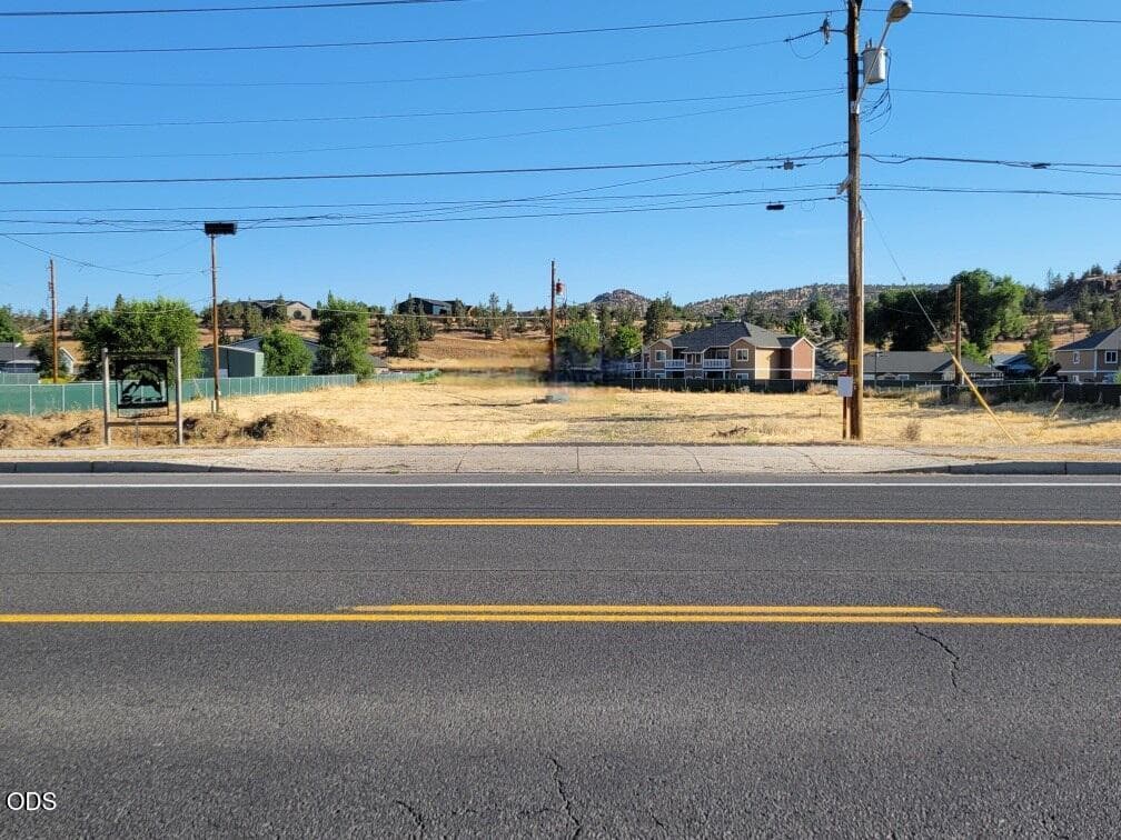 1000055284. Photo 3 of 10, 2121 NE 3rd Street, Prineville, OR 97754