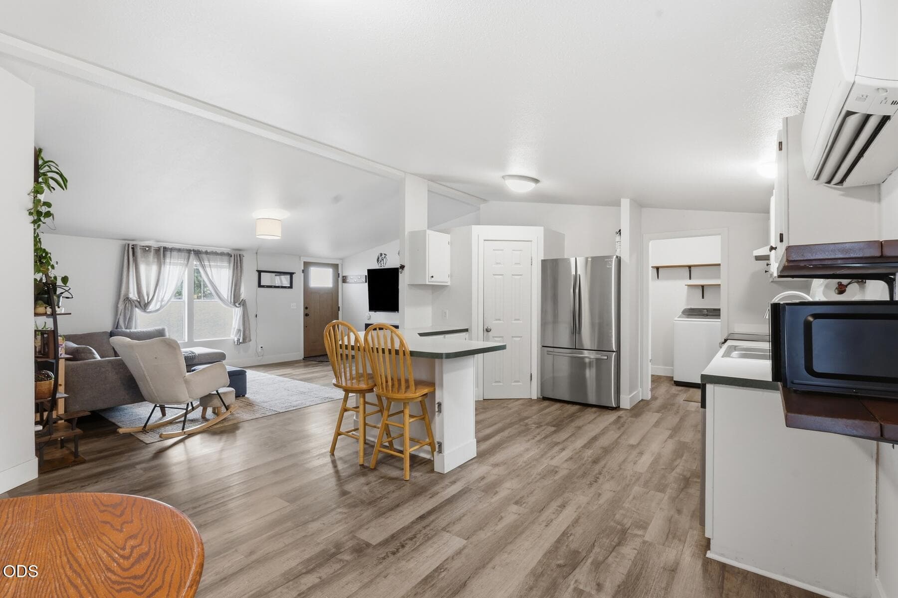 16_kitchen. Photo 4 of 30, 194 SE Garner Street, Prineville, OR 97754