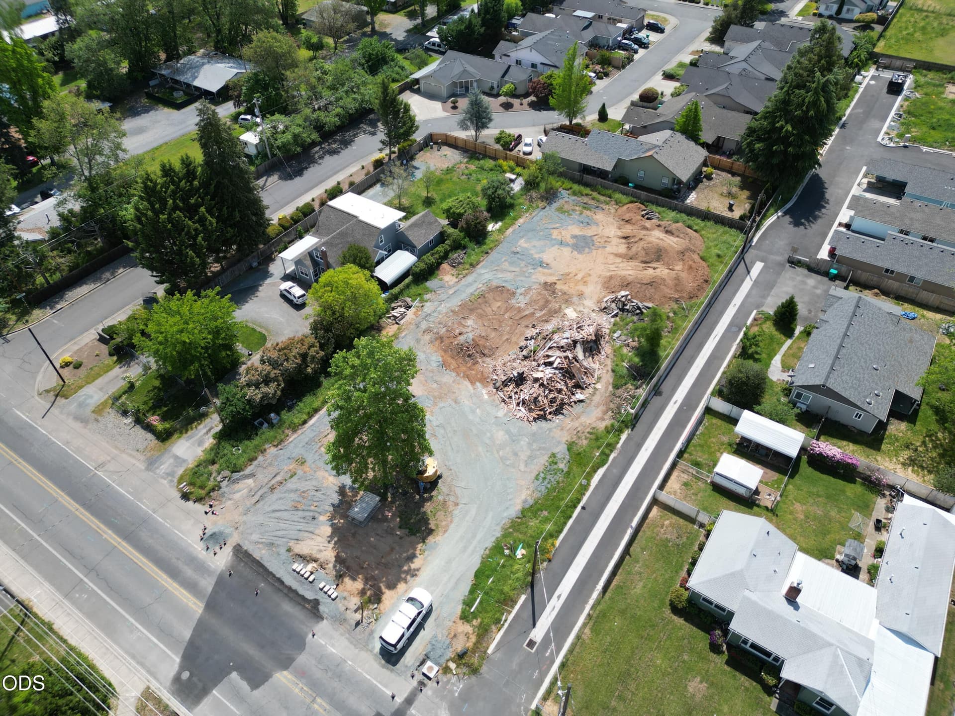 5. Photo 5 of 8, 1419 Fruitdale Drive, Grants Pass, OR 97527