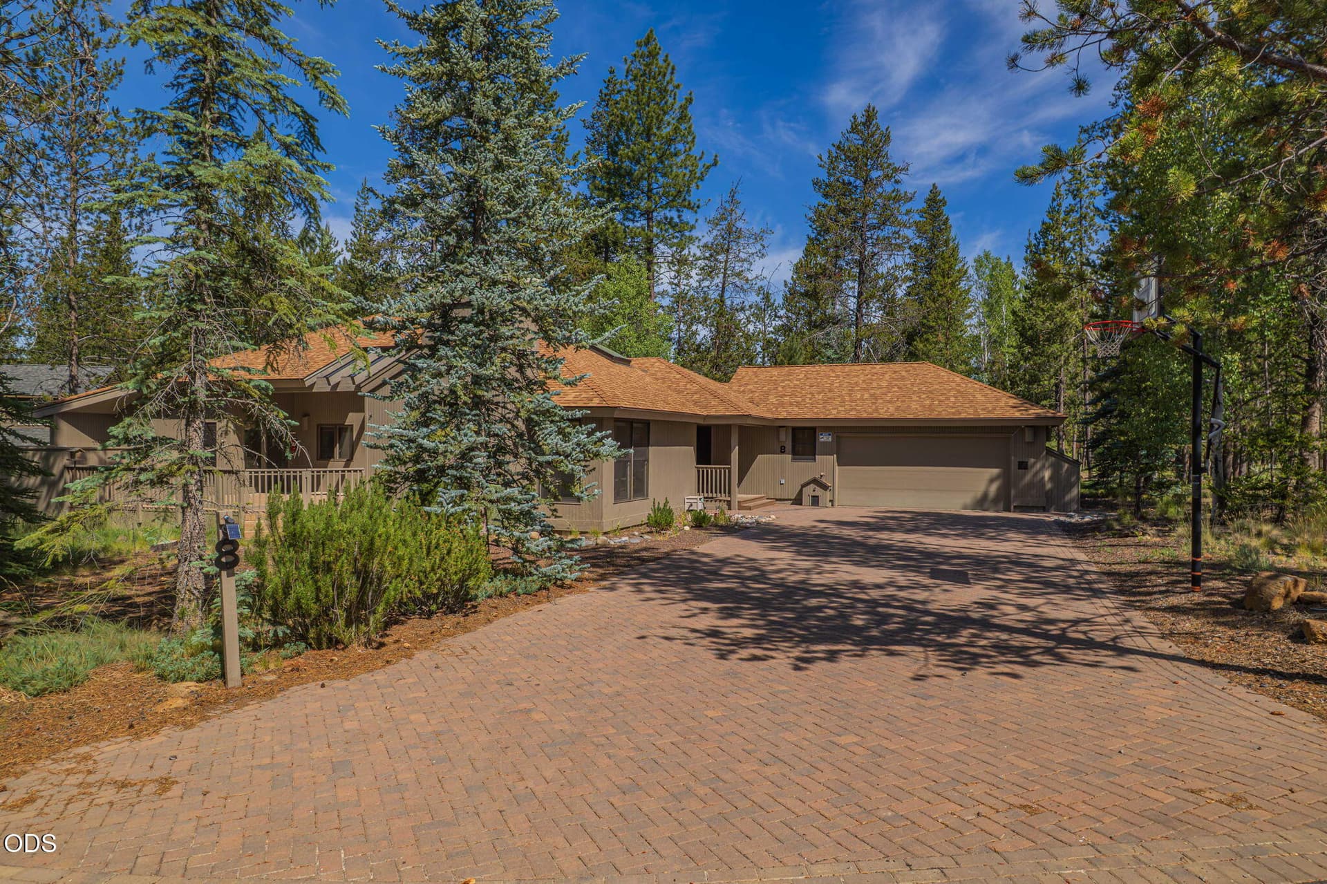 9-web-or-mls-8 Cultus-1. Photo 2 of 46, 57627 Cultus Lane Unit 8, Sunriver, OR 97707