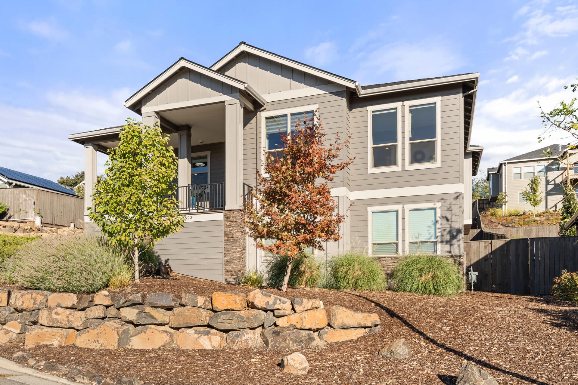 43_523 la strada cir, medford-45. Photo 4 of 71, 523 W La Strada Circle, Medford, OR 97504