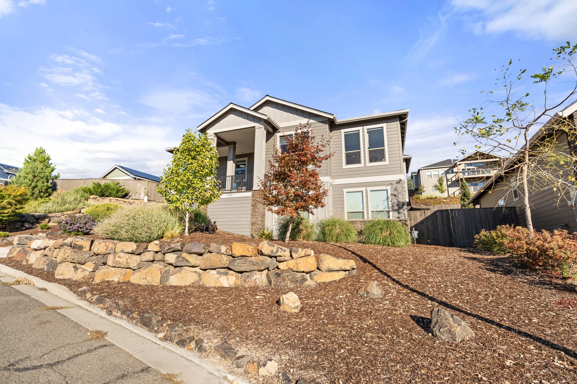 44_523 la strada cir, medford-46. Photo 5 of 71, 523 W La Strada Circle, Medford, OR 97504