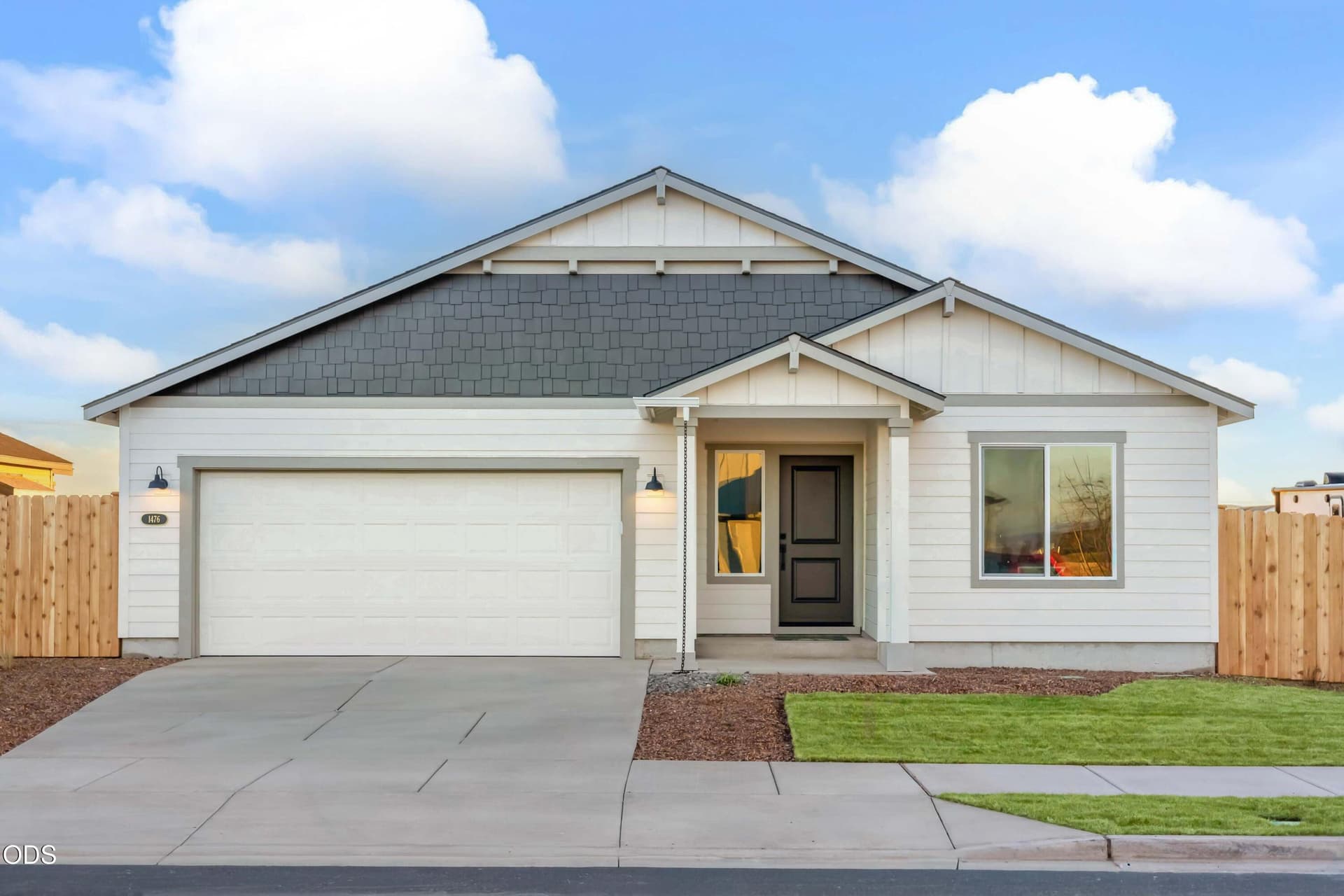 Sycamore. Photo 1 of 19, 1298 NW Fairway Drive Unit 142, Madras, OR 97741