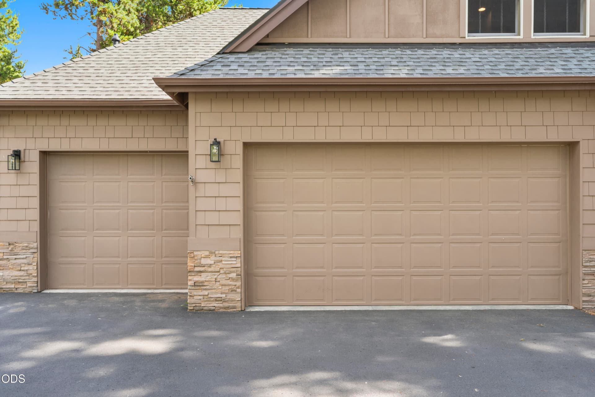 05-Exterior. Photo 5 of 78, 17169 Kingsburg Road, Bend, OR 97707
