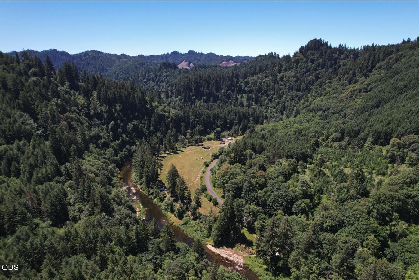 C7LR. Photo 2 of 17, 28593 Lower Smith River Road, Reedsport, OR 97467