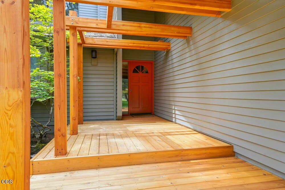 10-web-or-mls-Riley_Visuals-10. Photo 4 of 84, 71190 Fiddleneck Lane Unit GH 14, Black Butte Ranch, OR 97759