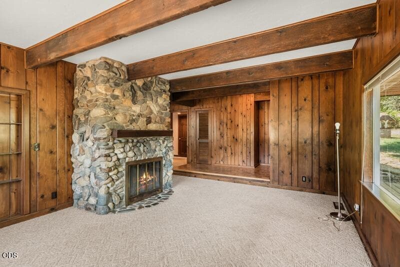 5. Photo 5 of 29, 12974 E Evans Creek Road, Rogue River, OR 97537