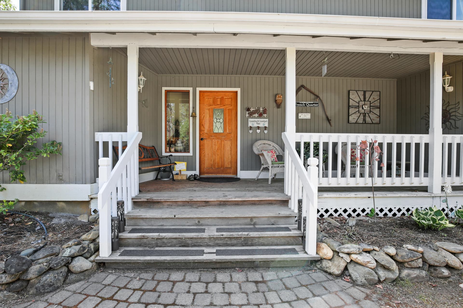 Cozy front porch. Photo 4 of 49, 5900 Upper Applegate Road, Jacksonville, OR 97530