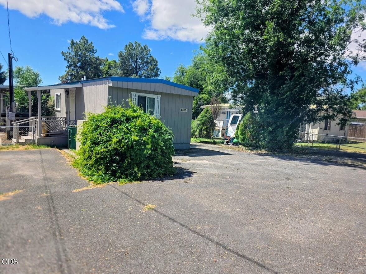 GREAT PARKING. Photo 2 of 43, 4014 Delaware Avenue Unit M-32048, Klamath Falls, OR 97603