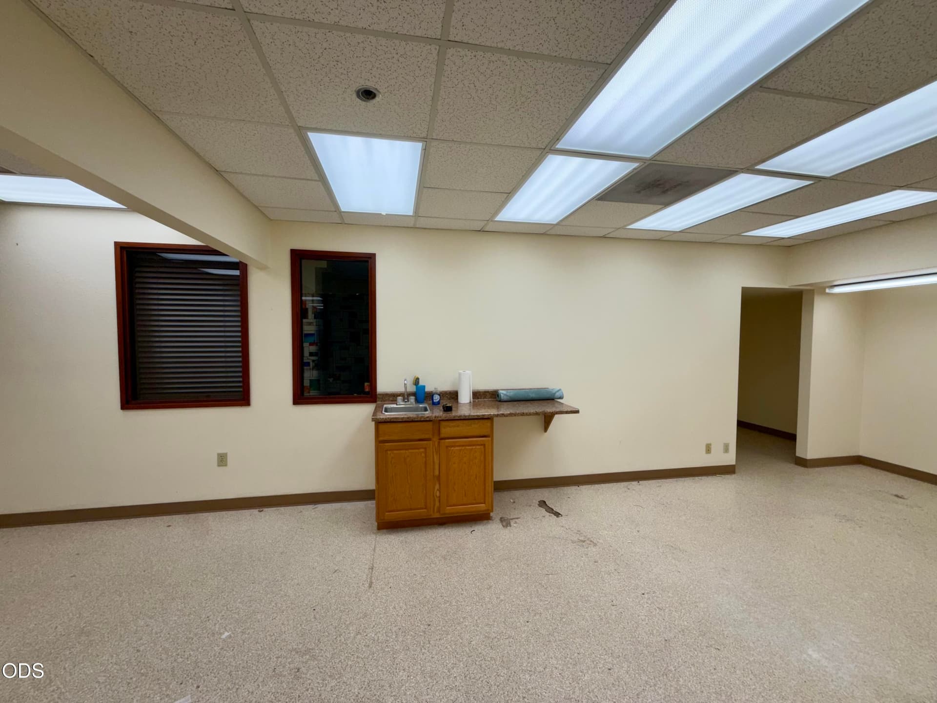 8. Photo 4 of 10, 14 N Central Avenue Unit 6, Medford, OR 97501