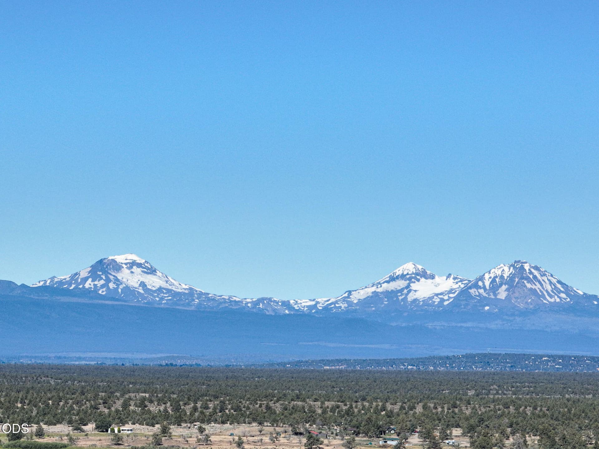 Unobstructable Cascade Views. Photo 1 of 32, SW Marshall Place Unit Lot 9, Powell Butte, OR 97753