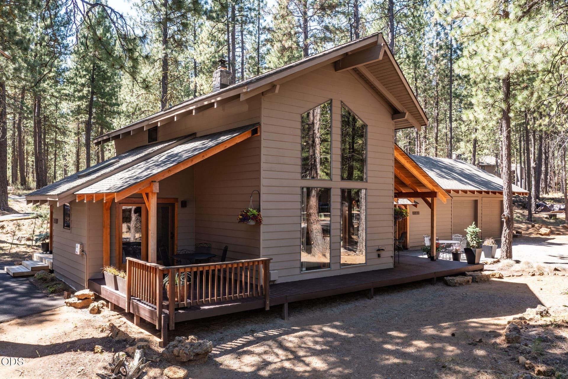 1. Photo 1 of 37, 13737 Speedwell Unit GM 87, Black Butte Ranch, OR 97759