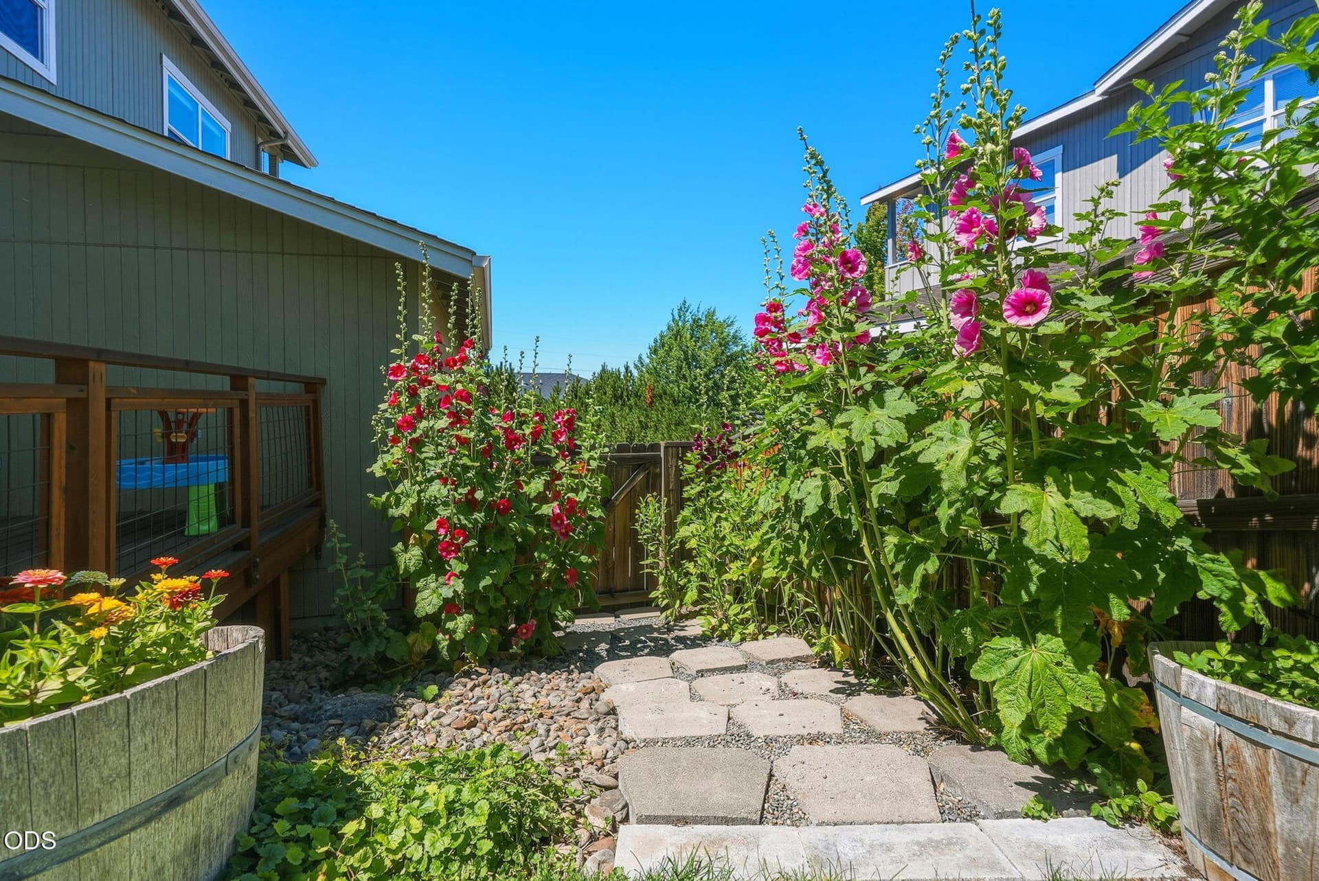 45-web-or-mls-Riley_Visuals_045. Photo 4 of 53, 63776 Hunters Circle, Bend, OR 97701