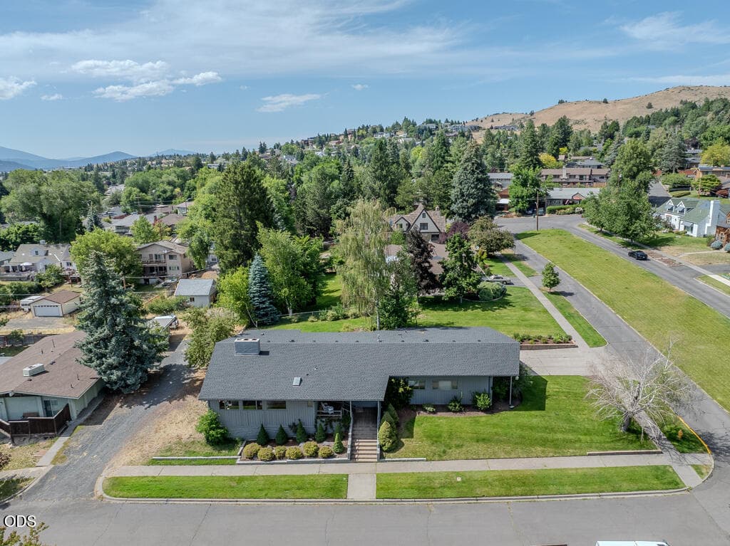 1500 Pac Terrace. Photo 1 of 50, 1500 Pacific Terrace, Klamath Falls, OR 97601