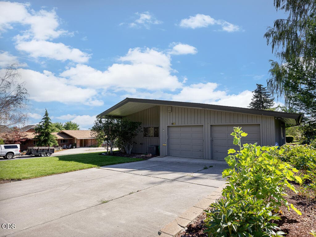 1500 Pac Terrace-9. Photo 5 of 50, 1500 Pacific Terrace, Klamath Falls, OR 97601