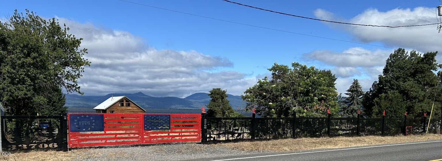 Gibbons.5. Photo 5 of 7, 33706 Modoc Point Road, Chiloquin, OR 97624