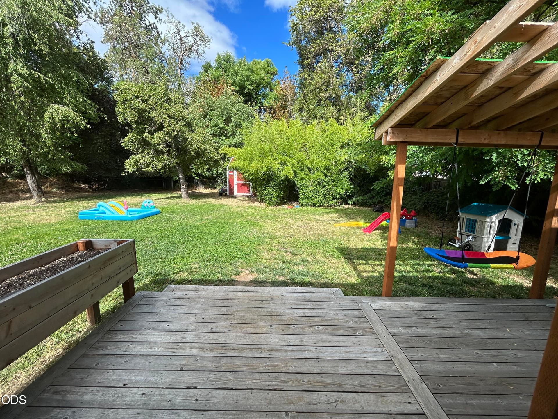 main home back yard. Photo 5 of 26, 1024 NW Hawthorne Avenue, Grants Pass, OR 97526