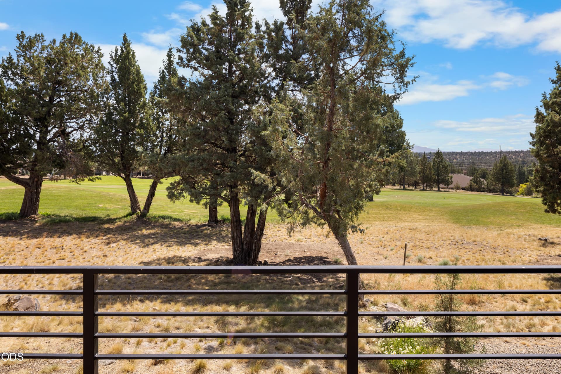 _E0A4084. Photo 3 of 54, 8414 Forest Ridge Loop, Redmond, OR 97756