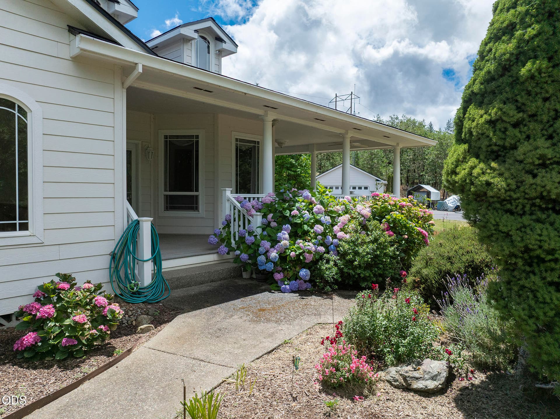 4. Photo 4 of 62, 279 Ridgefield Road, Grants Pass, OR 97527