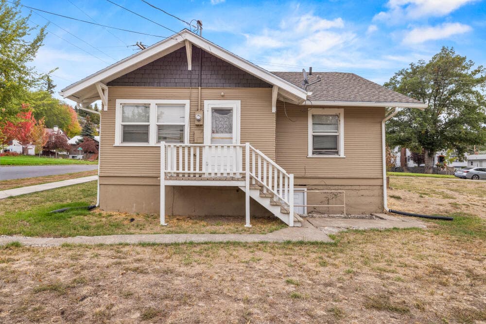 346PacificTerraceExterior-8. Photo 4 of 16, 346 Pacific Terrace, Klamath Falls, OR 97601