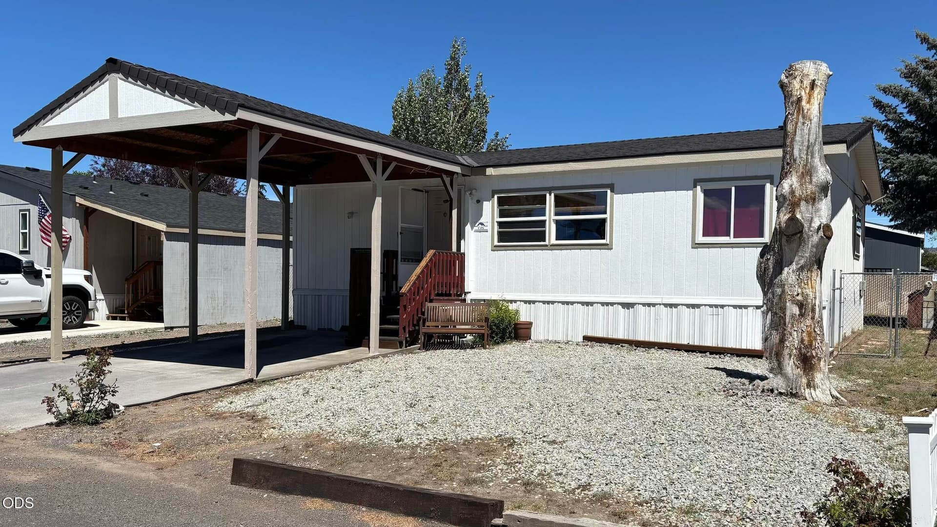 Front View. Photo 1 of 31, 4647 Winter Avenue Unit SPC 68, Klamath Falls, OR 97603