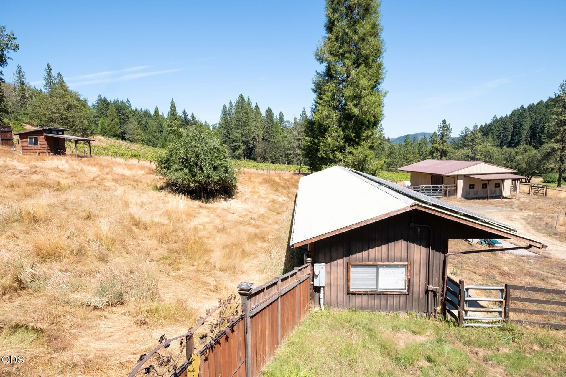 DSCF1825. Photo 3 of 65, 1329 Larson Road, Roseburg, OR 97471