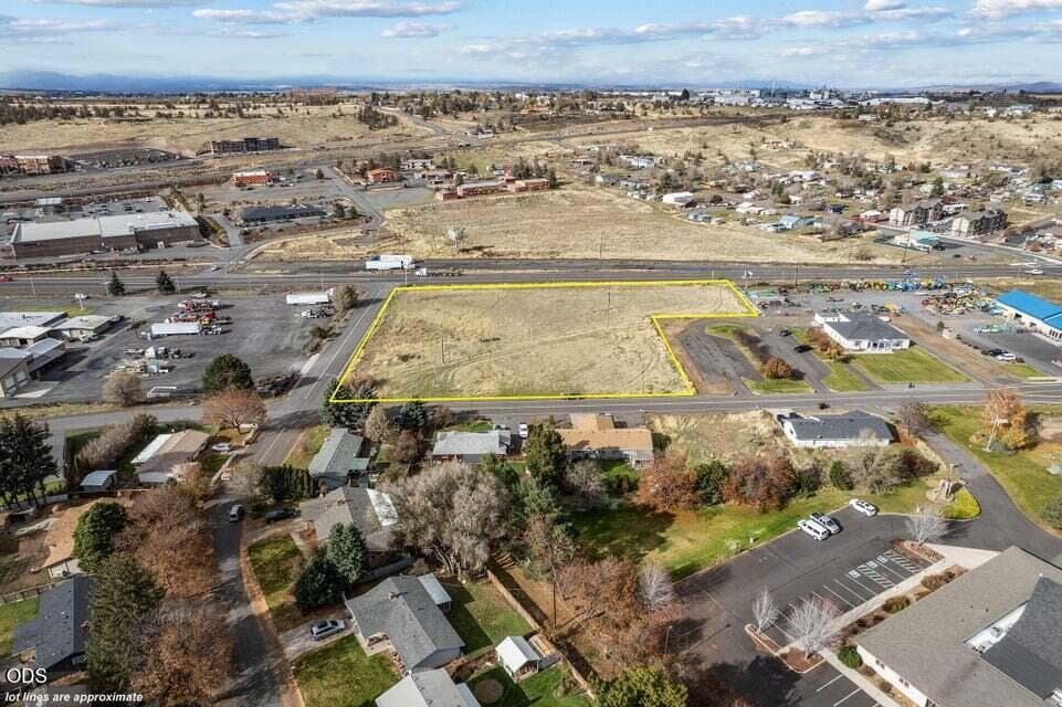 6. Photo 5 of 13, NE Chestnut Street Unit Parcel #: 1018, Madras, OR 97741