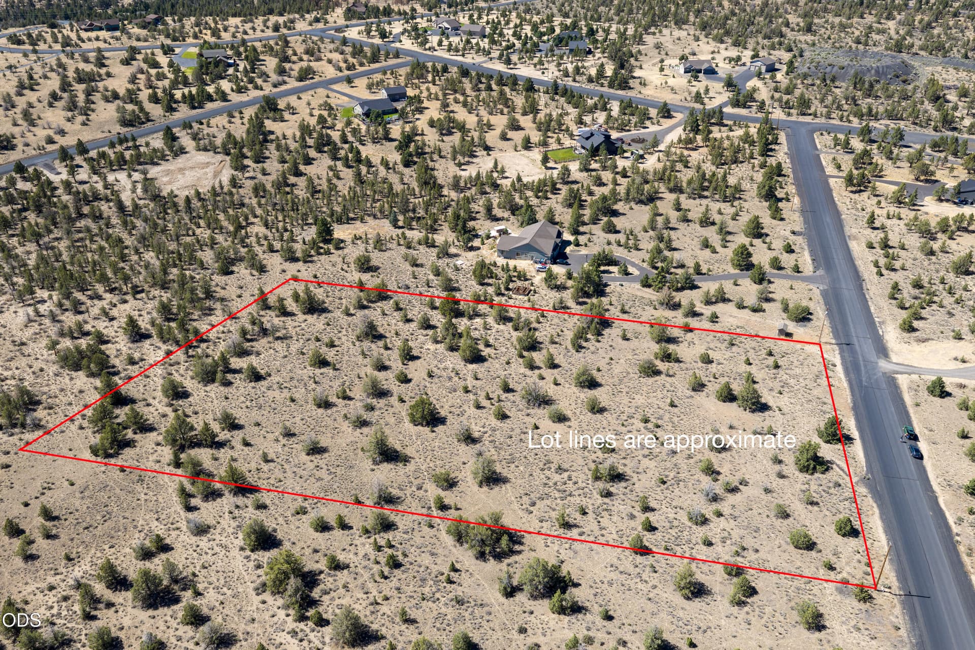 TPark_0324_063026. Photo 2 of 9, SE Galveston Loop Unit 76, Prineville, OR 97754