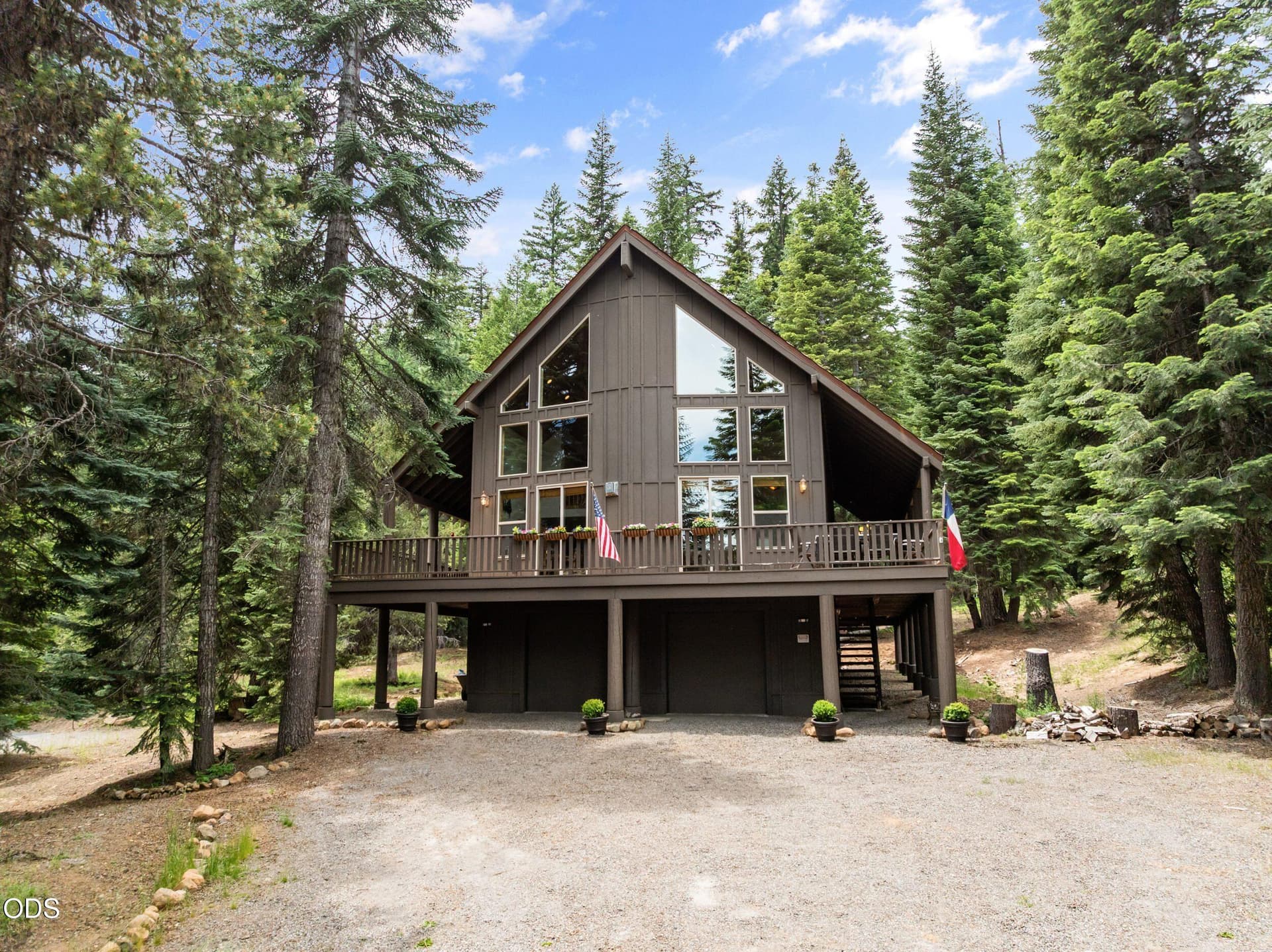 00_1_7608-skycrest-dr-drone-02. Photo 1 of 53, 7608 Skycrest Drive, Klamath Falls, OR 97601