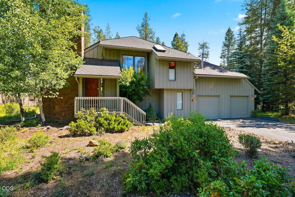 02. Photo 2 of 52, 57715 Poplar Loop, Sunriver, OR 97707