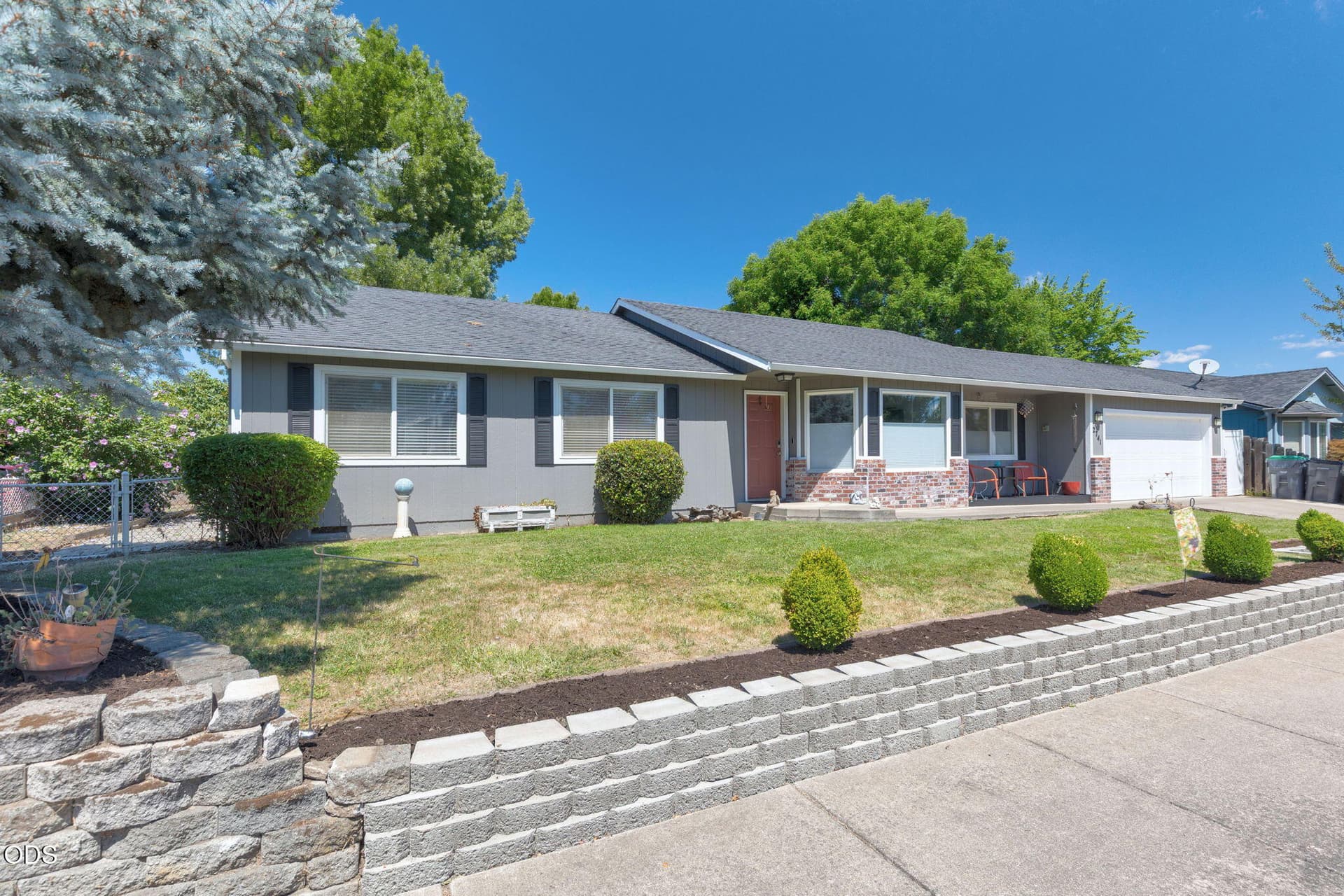 IMG_6975. Photo 1 of 31, 2741 Brae Drive, Medford, OR 97501