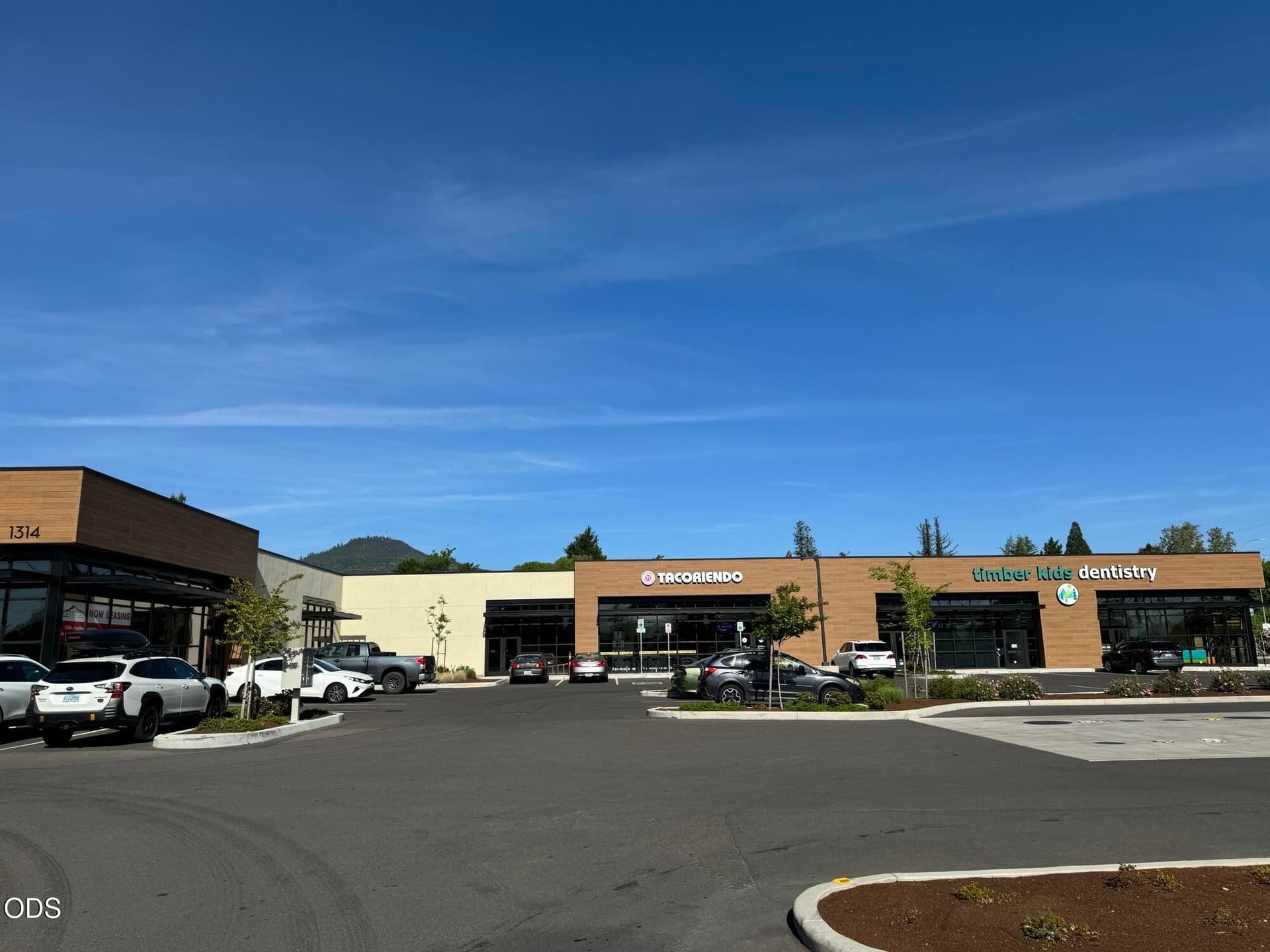 IMG_0287. Photo 2 of 11, 1314 Springbrook Road, Medford, OR 97504