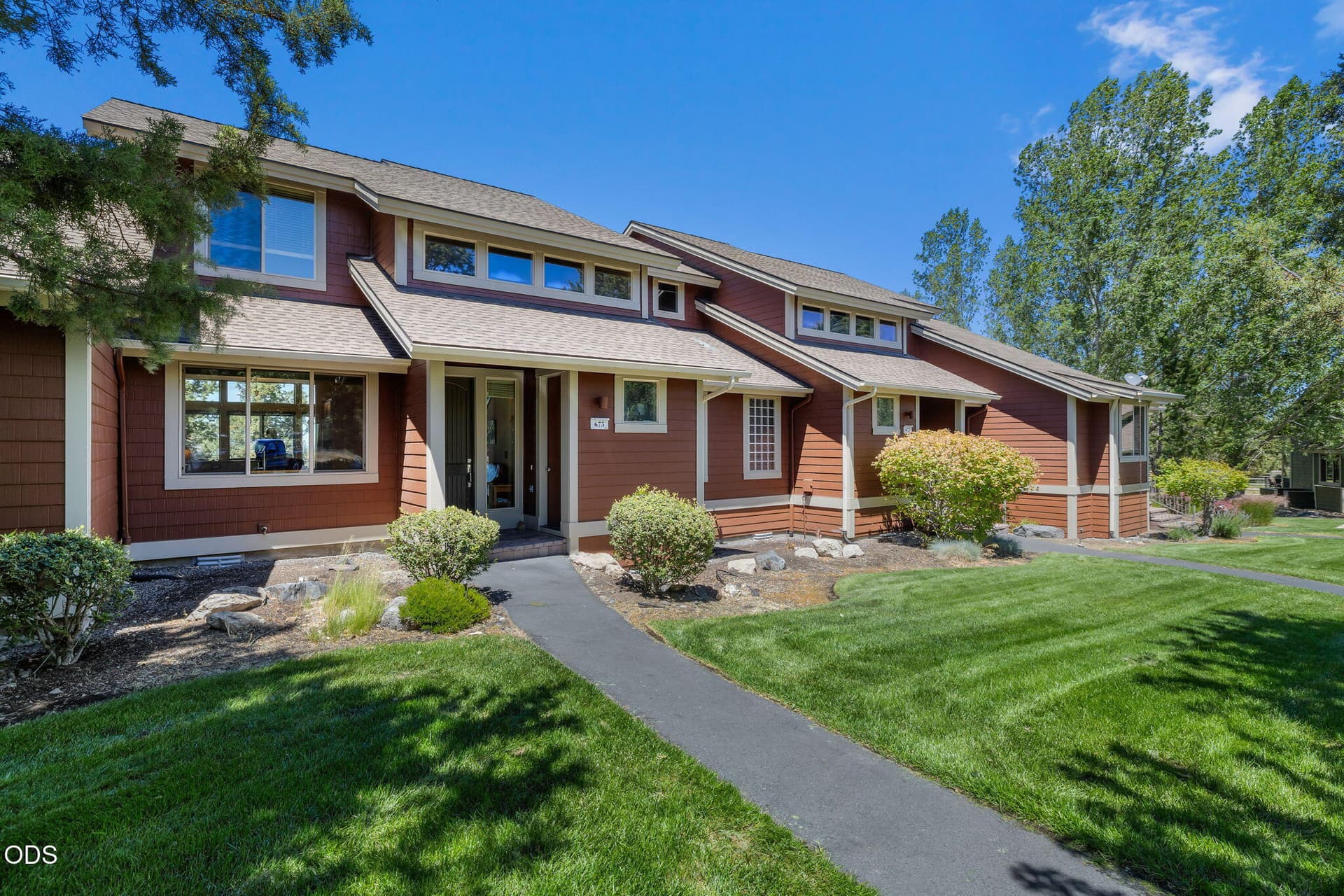 2026_06_30_675_sagebrush_circle_eagle_cr. Photo 2 of 25, 675 Sagebush Circle, Redmond, OR 97756