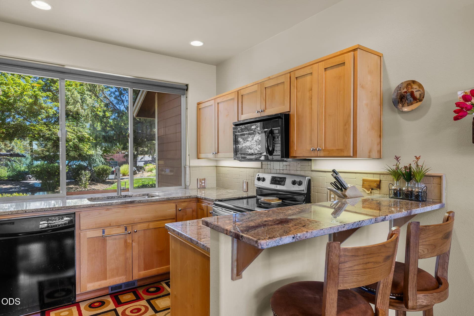 2026_06_30_675_sagebrush_circle_eagle_cr. Photo 3 of 25, 675 Sagebush Circle, Redmond, OR 97756