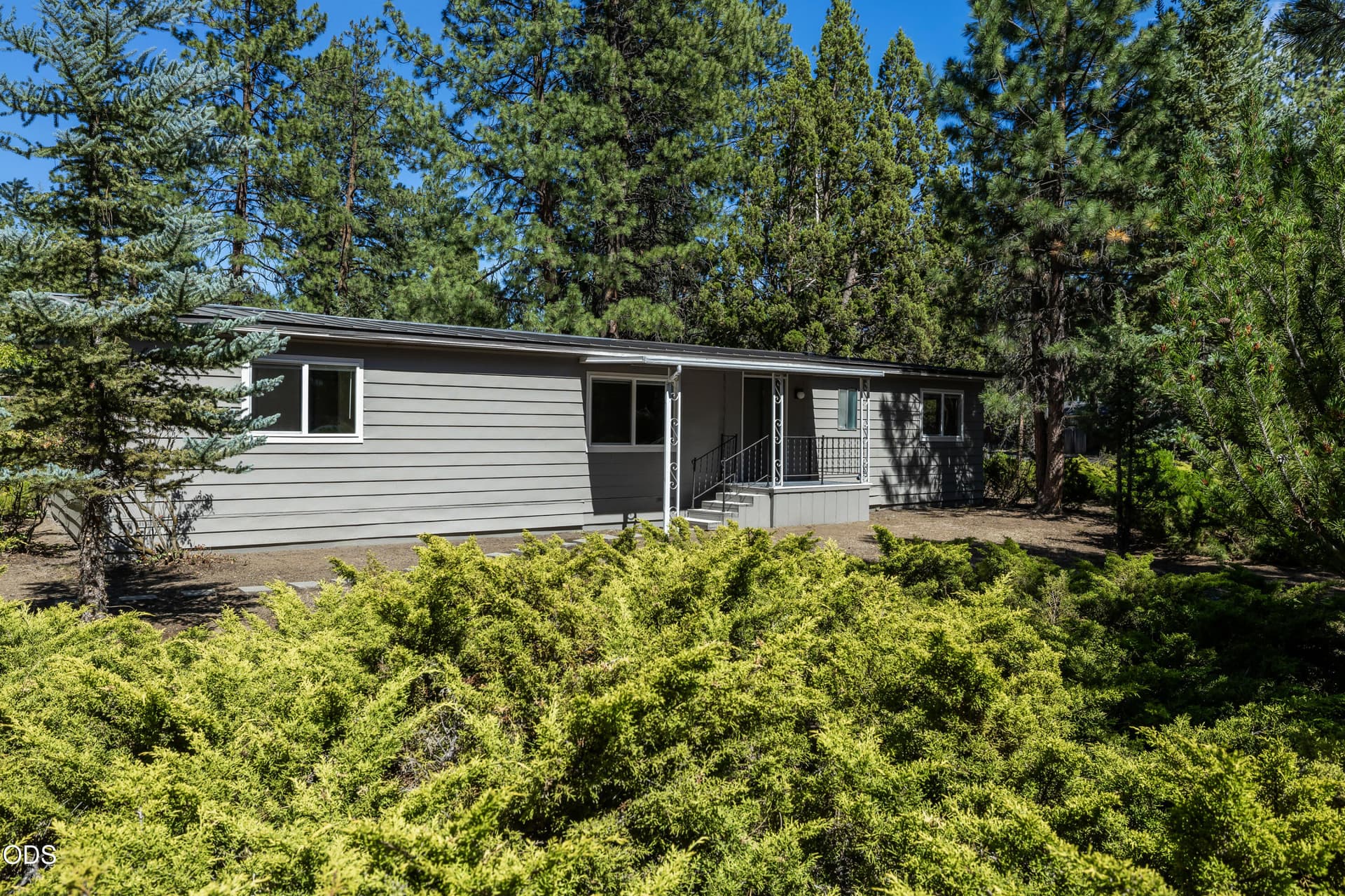 2026_06_30_60992_springcrest_dr-5. Photo 3 of 39, 60992 Springcrest Drive, Bend, OR 97702