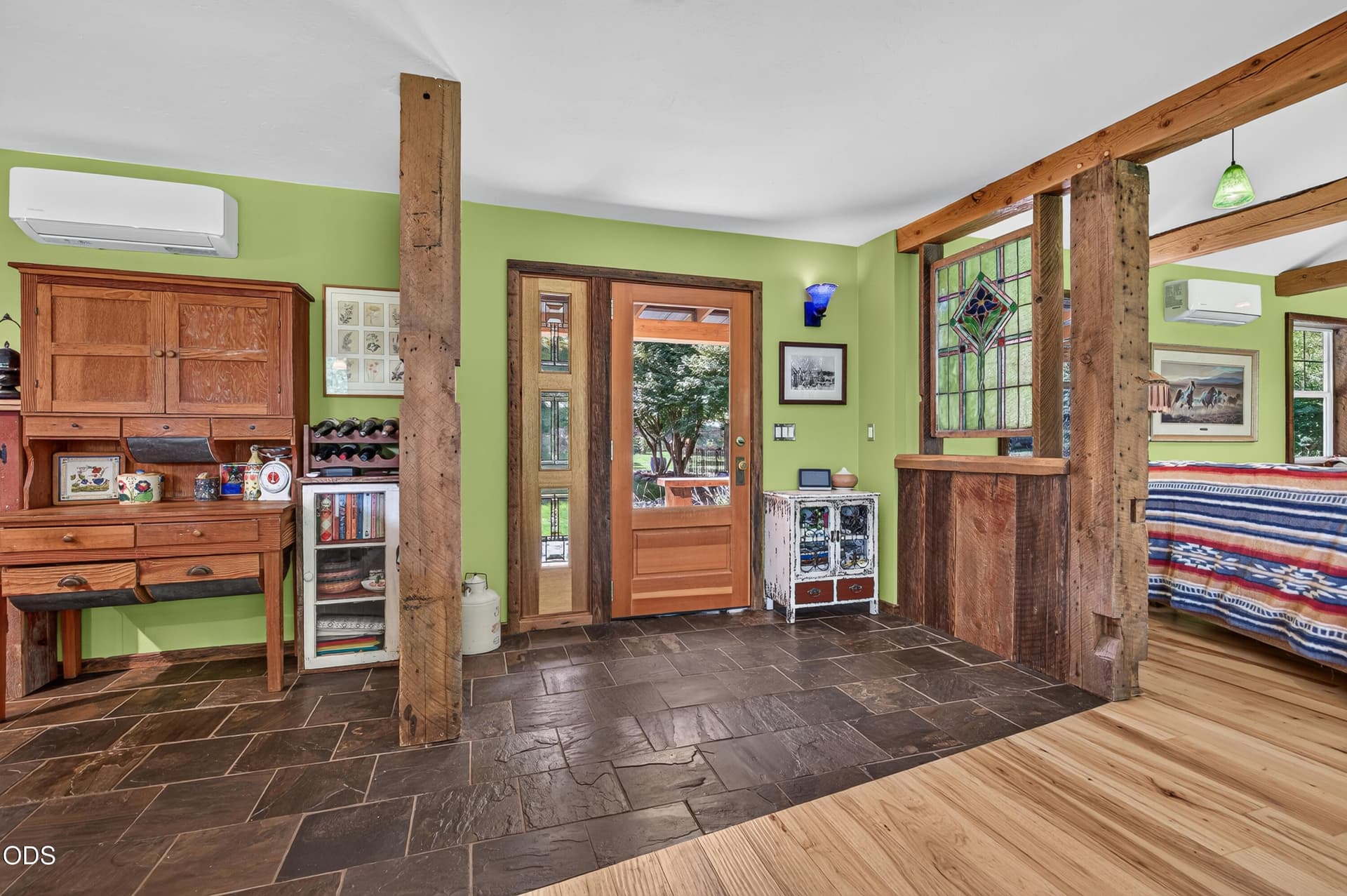 9R9A82514. Photo 3 of 73, 9662 Upper Applegate Road, Jacksonville, OR 97530