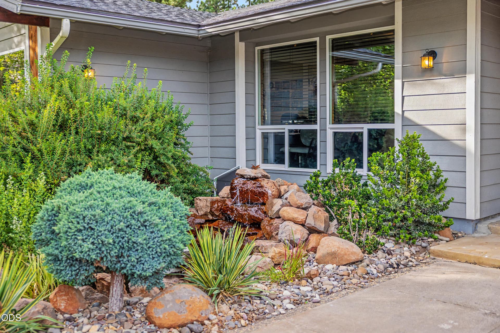 335A1523. Photo 3 of 81, 3665 Pine Tree Drive, Klamath Falls, OR 97603