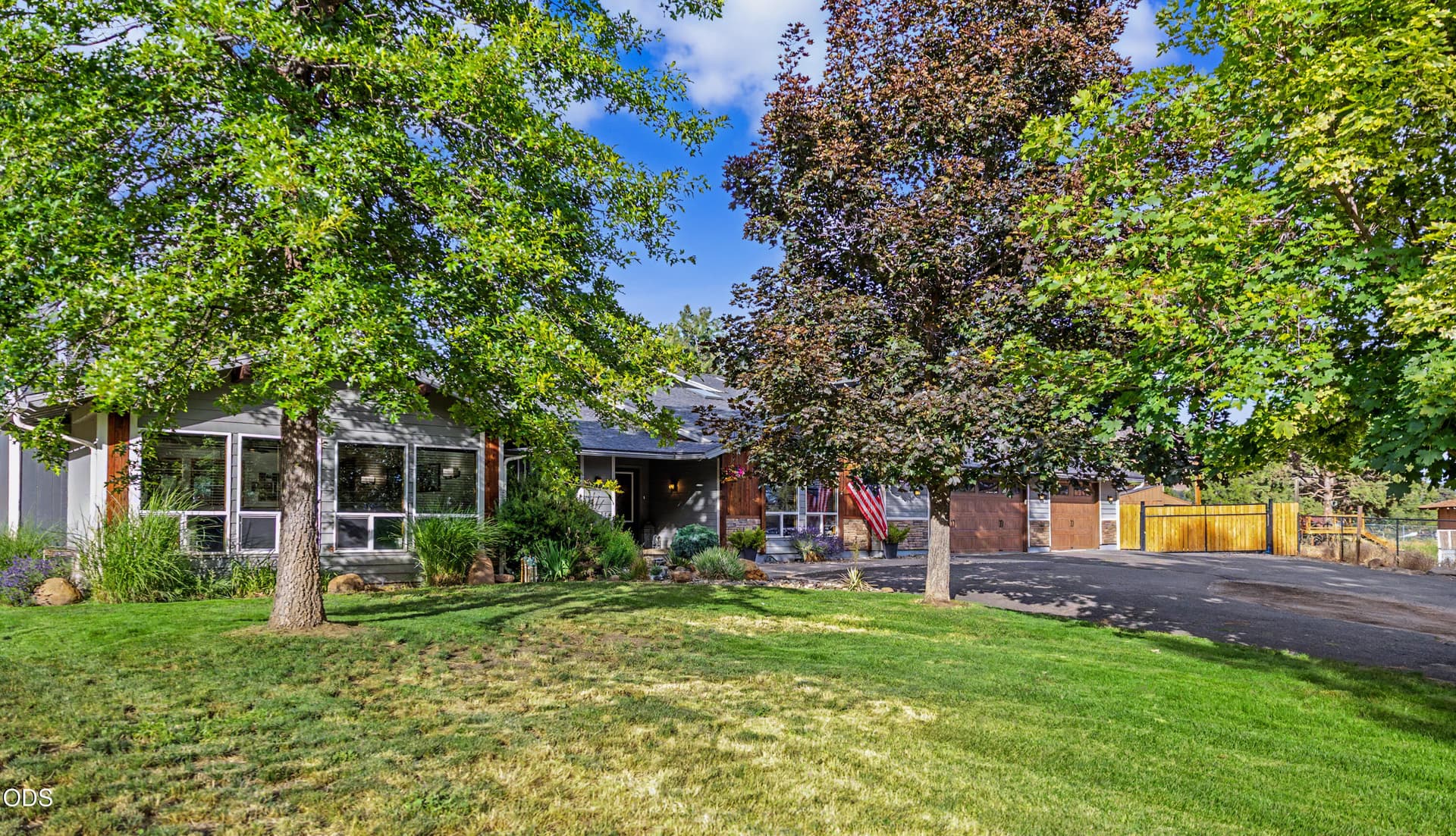 335A1532. Photo 1 of 81, 3665 Pine Tree Drive, Klamath Falls, OR 97603