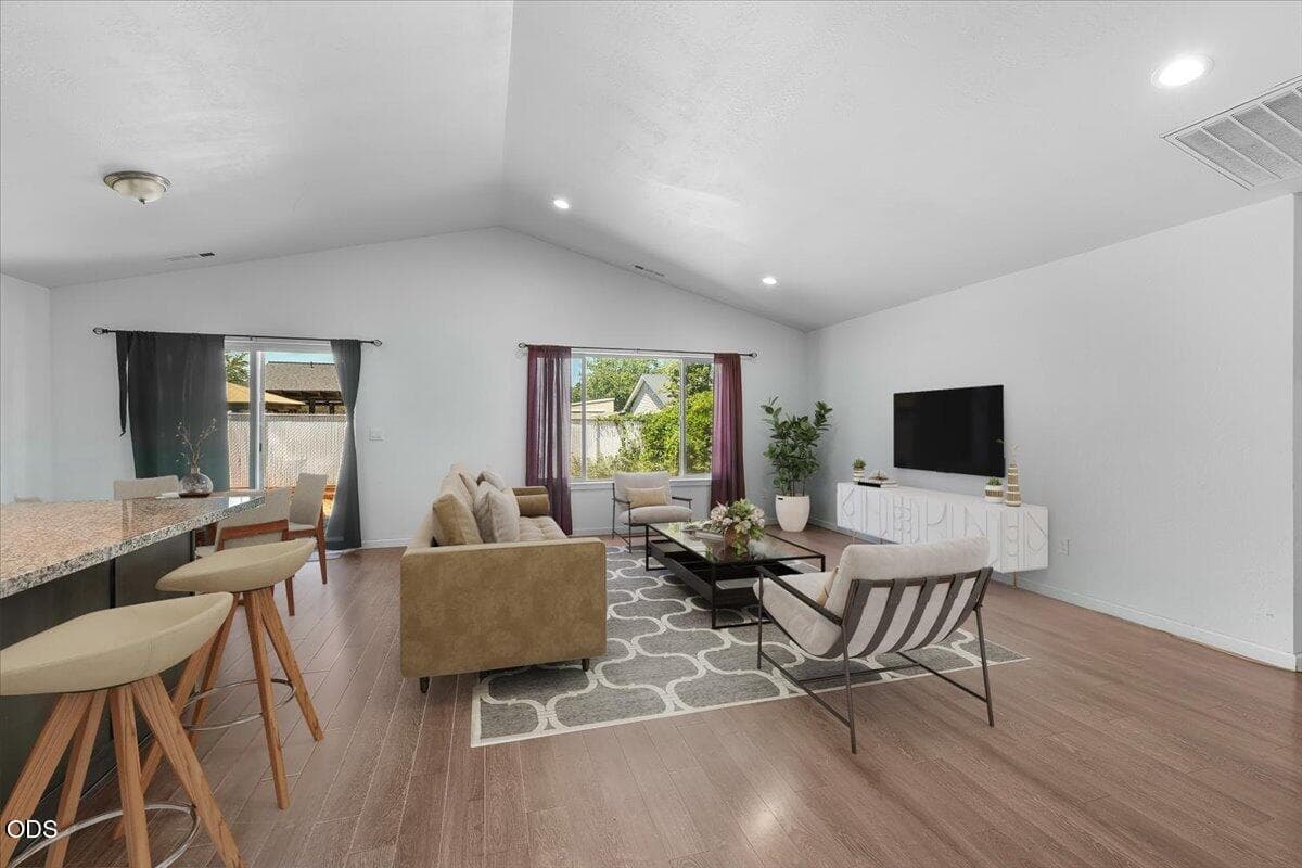 IMG_7903. Photo 2 of 18, 7843 Cadence Lane, White City, OR 97503