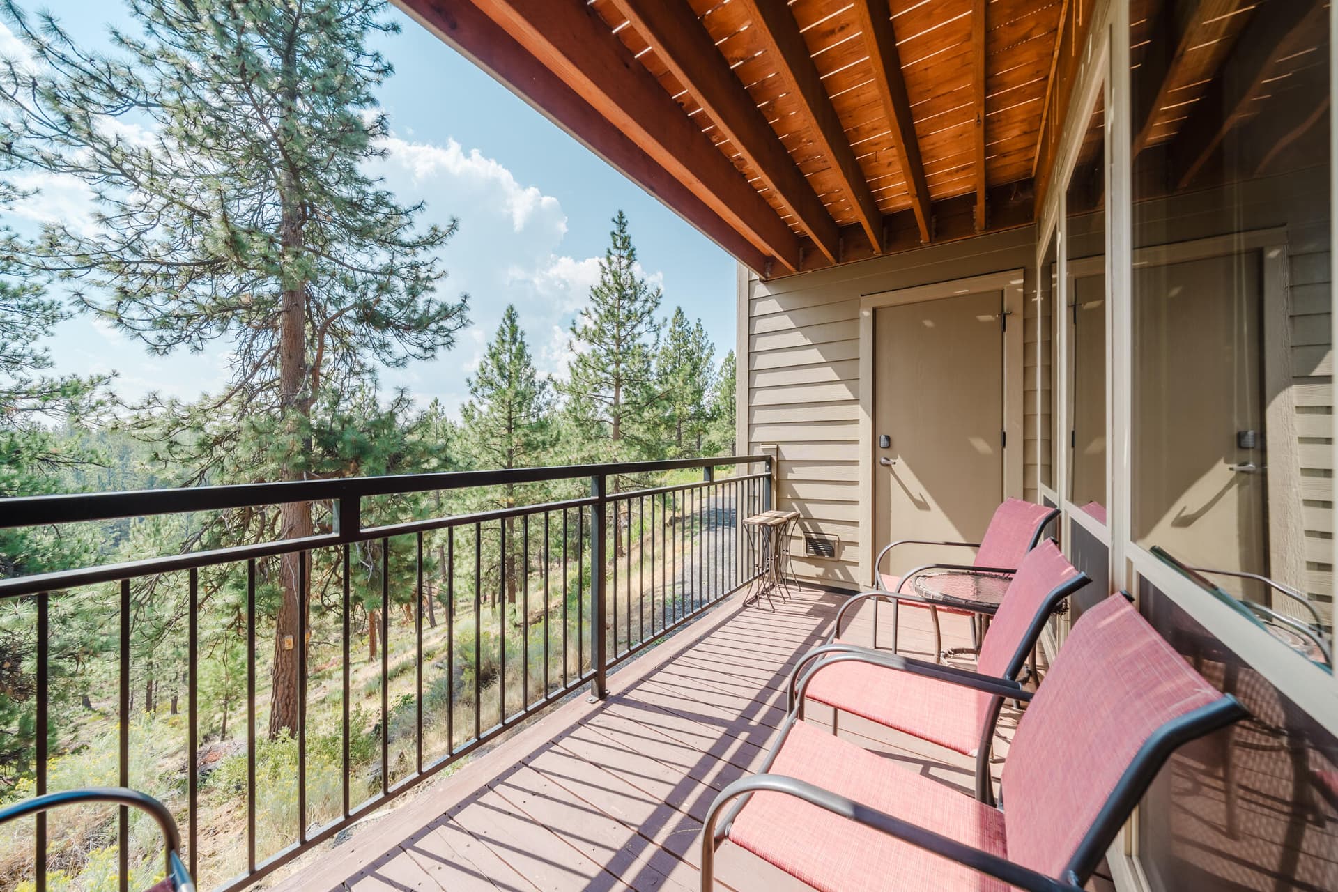 SMALL SIZE - 18575 SW Century Dr UNIT 10. Photo 3 of 37, 18575 SW Century Drive Unit 1023, Bend, OR 97702