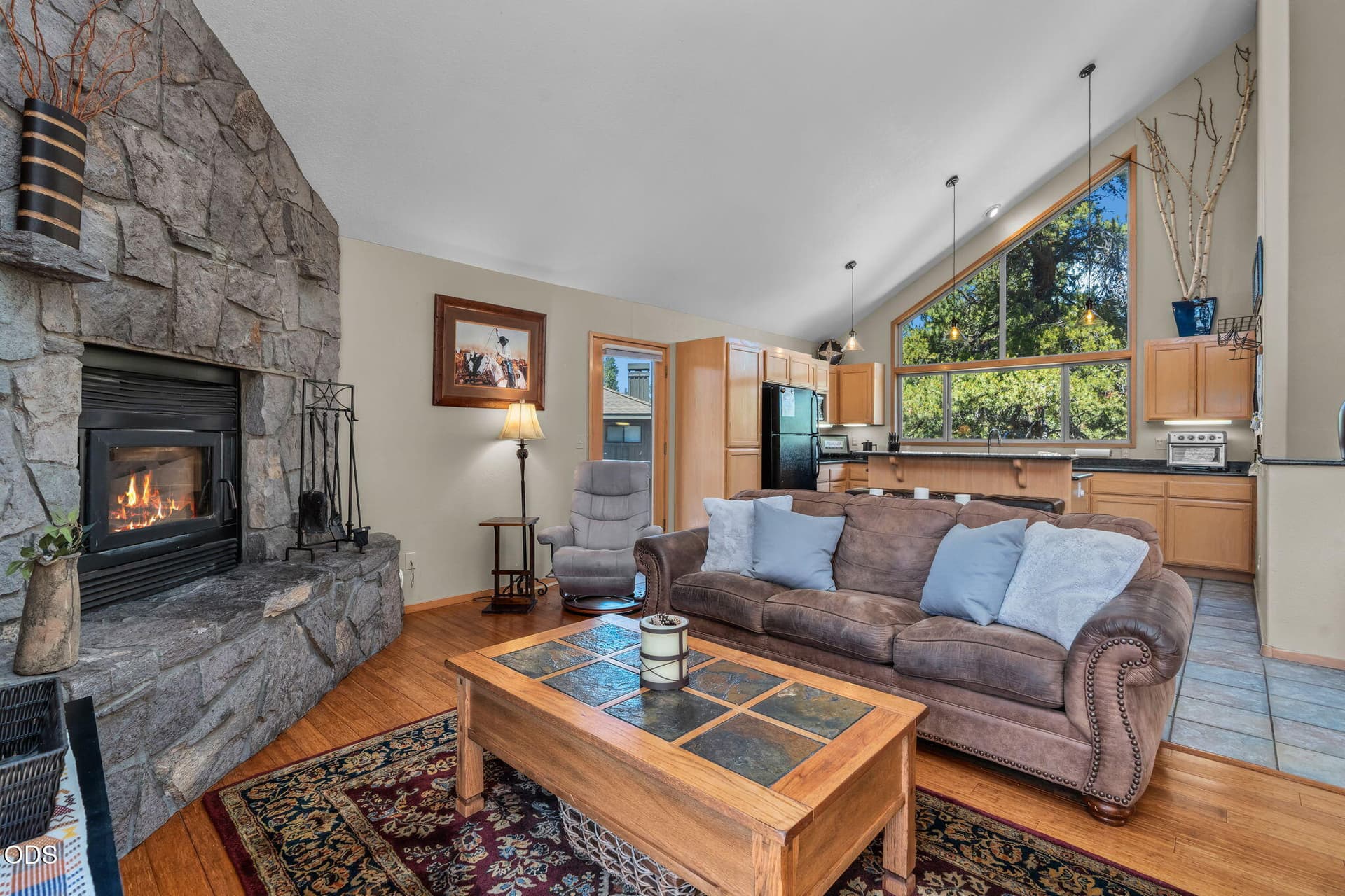 2026_07_01_18117_belknap_lane_n6_sunrive. Photo 4 of 41, 18117 Belknap Lane, Sunriver, OR 97707