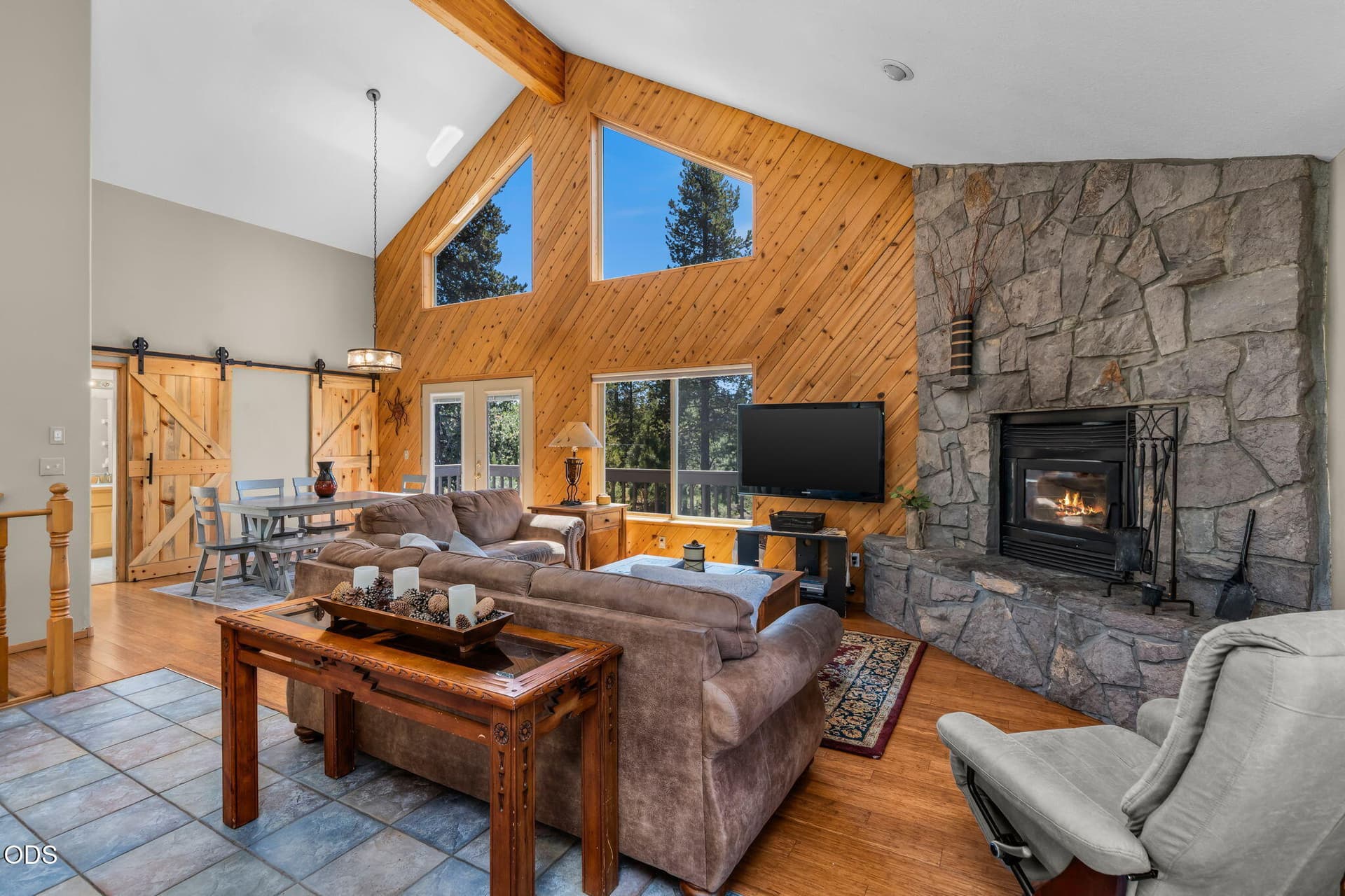 2026_07_01_18117_belknap_lane_n6_sunrive. Photo 5 of 41, 18117 Belknap Lane, Sunriver, OR 97707