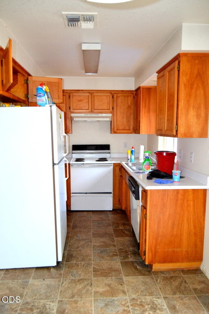 DSC_9505. Photo 5 of 13, 1636 Leonard Road Unit A & B, Grants Pass, OR 97527