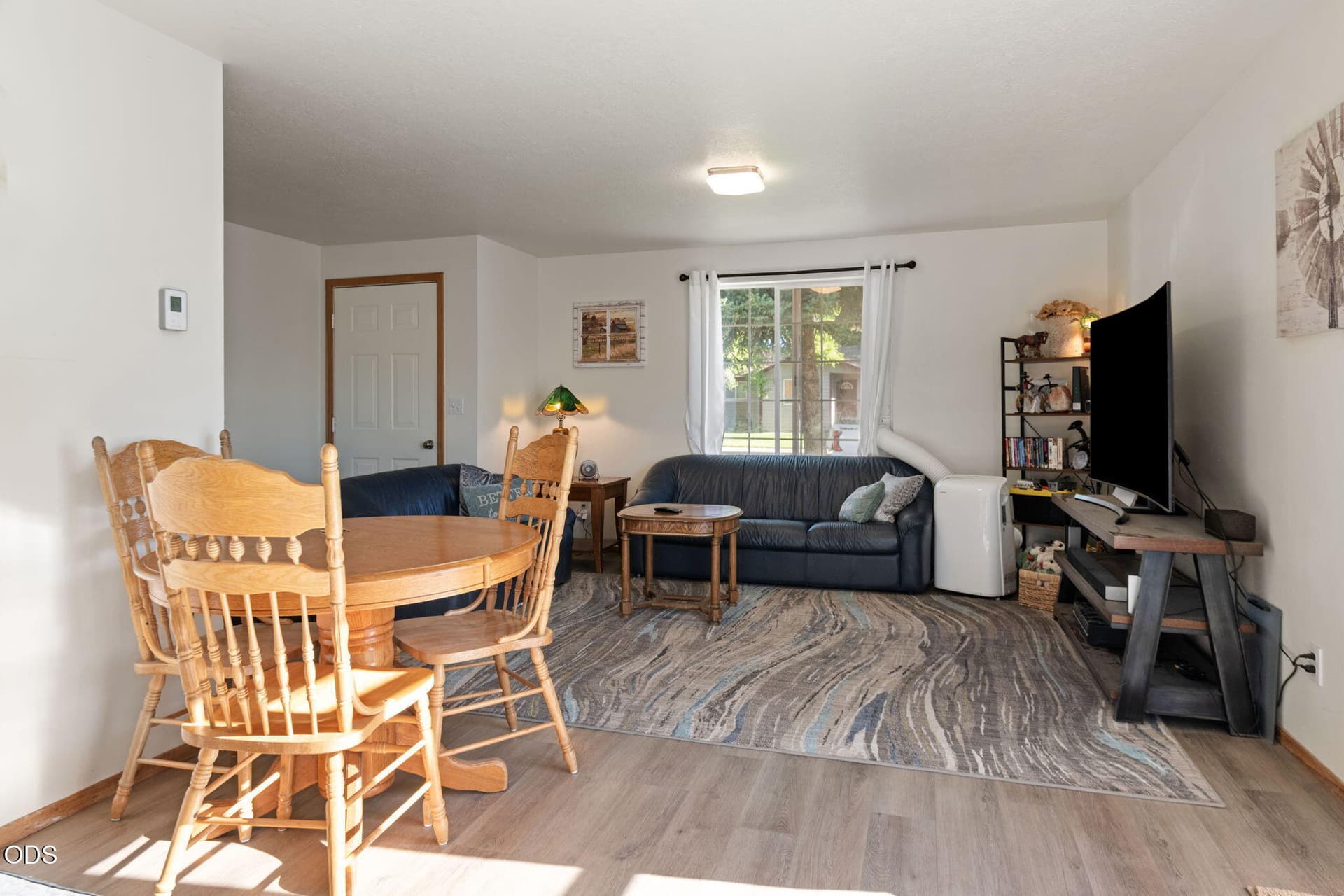 2-web-or-mls-DSC_7140. Photo 2 of 19, 2716 -2718 SW Umatilla Avenue, Redmond, OR 97756