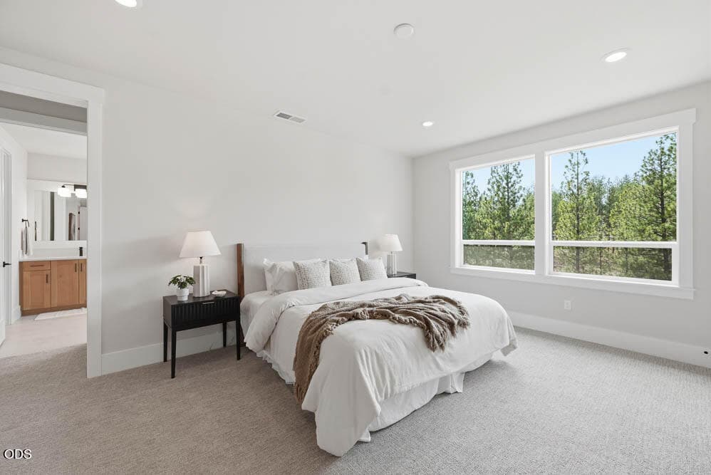CL10-Benedict-F-Signature-Primary. Photo 5 of 12, 1355 NW Ochoa Drive, Bend, OR 97703