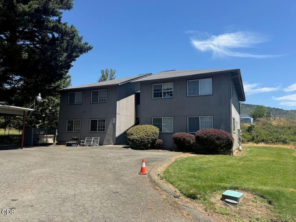 IMG_2466. Photo 1 of 11, 2145 NW Heidi Lane, Grants Pass, OR 97526
