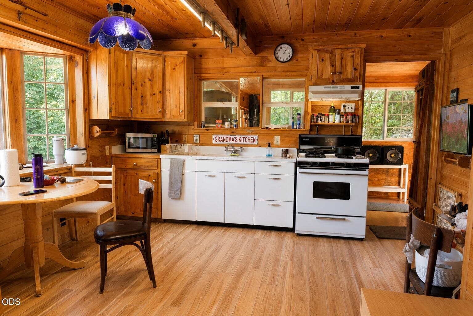 Kitchen. Photo 3 of 28, 3727 Coyote Creek Road, Wolf Creek, OR 97497