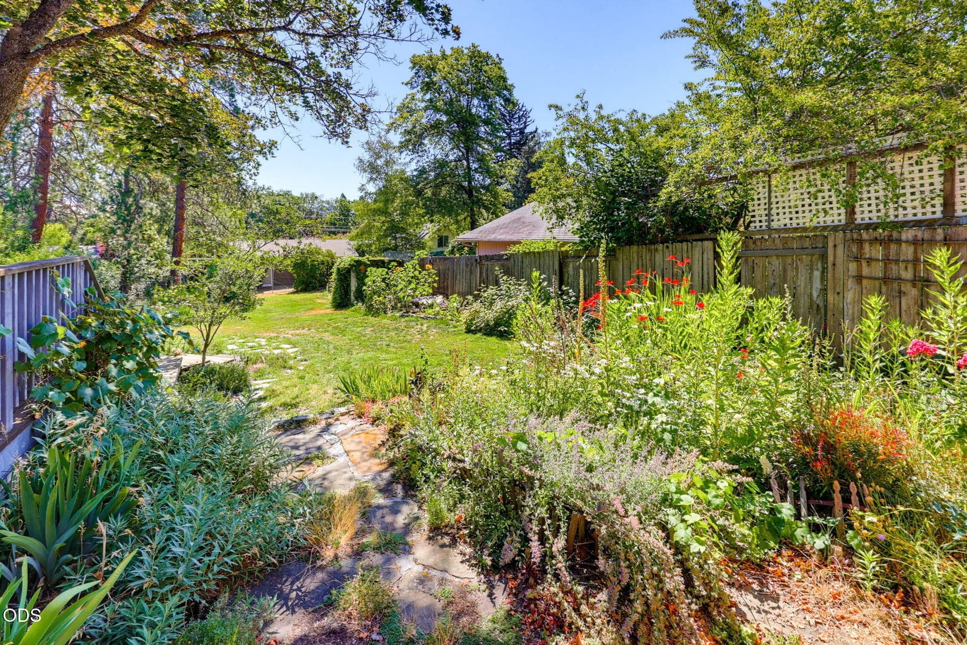 4. Photo 4 of 50, 840 Harmony Lane, Ashland, OR 97520