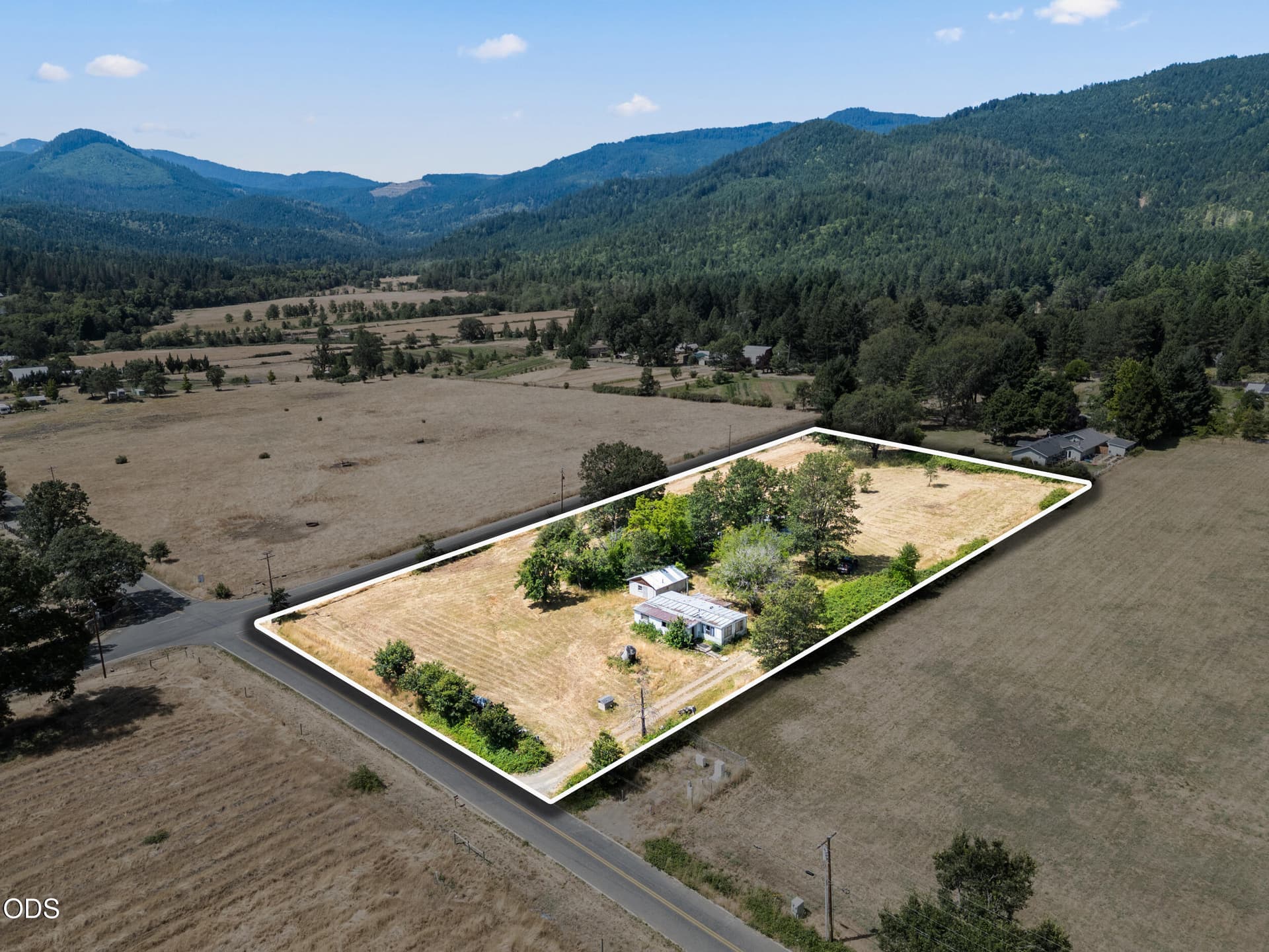 2670 kincaid road - lotline 3. Photo 2 of 17, 2670 Kincaid Road, Williams, OR 97544
