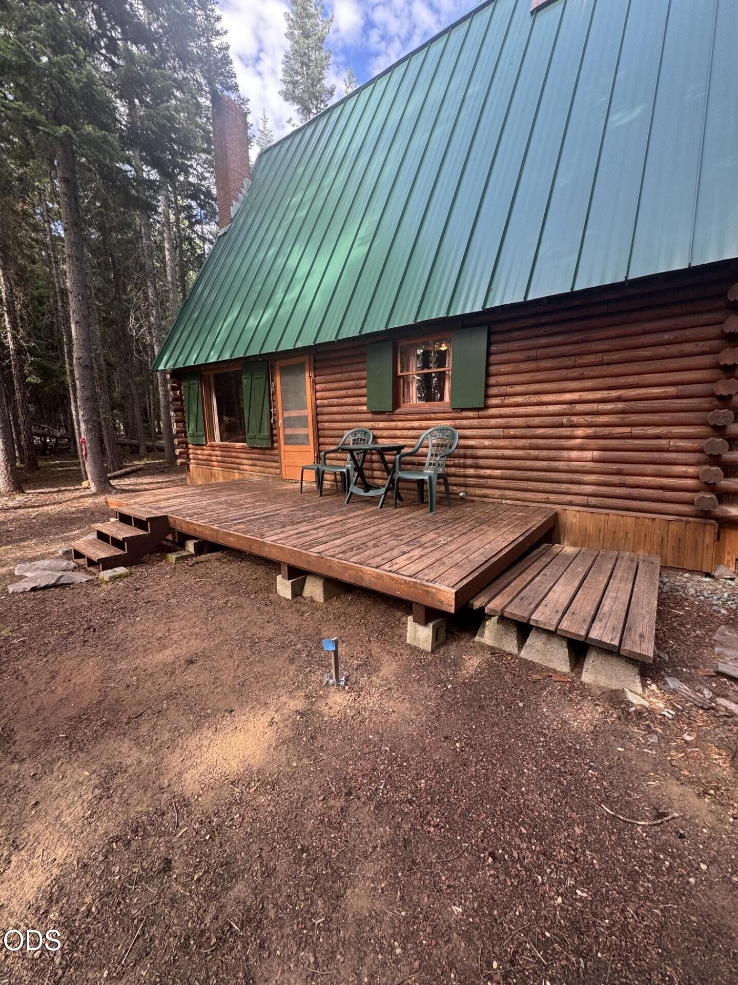 Back Deck. Photo 4 of 24, 10 Diamond Lake Loop, Chemult, OR 97731